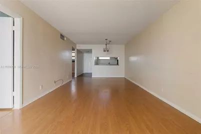 110 Lake Emerald Dr #404, Oakland Park, FL 33309 - Photo 8
