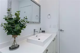 151 SE 1st St, Miami, FL 33131 - Photo 26