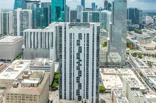 151 SE 1st St, Miami, FL 33131 - Photo 48