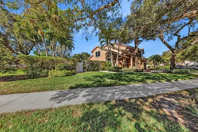 6401 NW 57th Ln, Parkland, FL 33067 - Photo 4