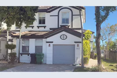 7633 NW 114th Path #7633, Doral, FL 33178 - Photo 1