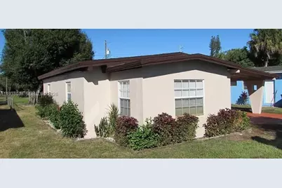 3011 Saint Charles Street #0, Fort Myers, FL 33916 - Photo 1