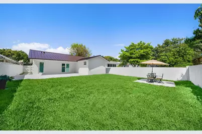 2356 SW 24th St, Miami, FL 33145 - Photo 36