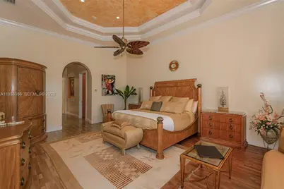 610 W Enclave Cir W, Pembroke Pines, FL 33027 - Photo 56