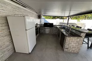 5803 Buchanan St, Hollywood, FL 33021 - Photo 14