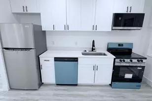 134 SW 14th Ave, Boynton Beach, FL 33435 - Photo 2