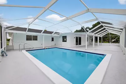 2221 SE Sidonia St, Port Saint Lucie, FL 34952 - Photo 8