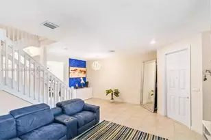11431 W 32nd Ln, Hialeah, FL 33018 - Photo 4