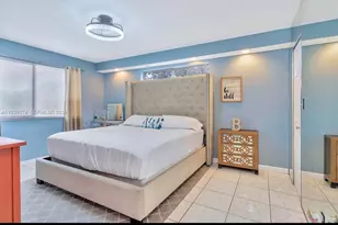 3001 N Oakland Forest Dr, Oakland Park, FL 33309 - Photo 14