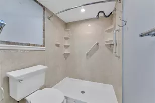 2705 NW 104th Ave, Sunrise, FL 33322 - Photo 20