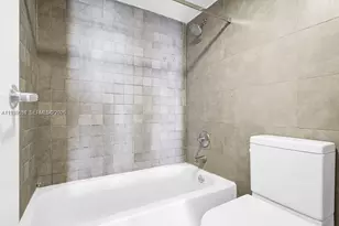 100 Bayview Dr, Sunny Isles Beach, FL 33160 - Photo 18