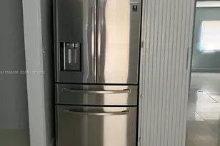 2226 NW 98th St, Miami, FL 33147 - Photo 8