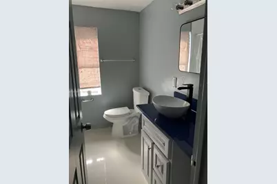 2226 NW 98th St, Miami, FL 33147 - Photo 6