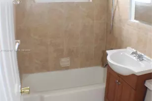 917 NW 5th St, Fort Lauderdale, FL 33311 - Photo 2