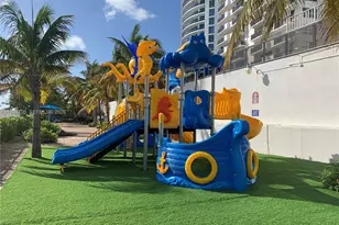 6039 Collins Ave, Miami Beach, FL 33140 - Photo 20