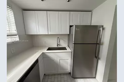 1211 Pennsylvania Ave #E2, Miami Beach, FL 33139 - Photo 6