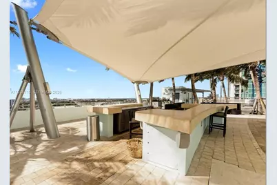 900 Biscayne Blvd #4203, Miami, FL 33132 - Photo 6