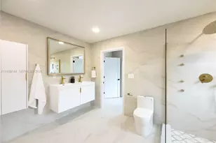 5561 NE 28th Ave, Fort Lauderdale, FL 33308 - Photo 18