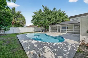 770 SE Hollahan Ave, Port Saint Lucie, FL 34983 - Photo 16