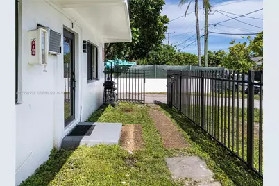 131 NE 77th St #5, Miami, FL 33138 - Photo 10