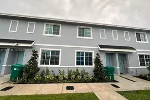 389 NW 10 Ct, Florida City, FL 33034 - Photo 1