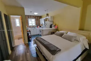833 10th St, Miami Beach, FL 33139 - Photo 2