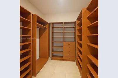 1490 Cleveland Rd, Miami Beach, FL 33141 - Photo 24