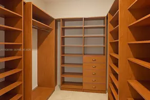 1490 Cleveland Rd, Miami Beach, FL 33141 - Photo 24