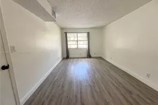 7521 W Sunrise Blvd, Plantation, FL 33313 - Photo 12