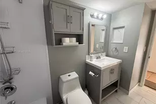 7521 W Sunrise Blvd, Plantation, FL 33313 - Photo 14