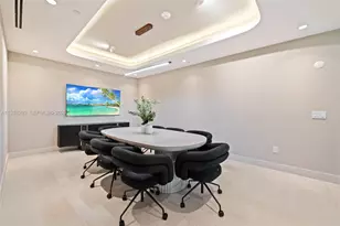 700 NE 24th St, Miami, FL 33137 - Photo 36