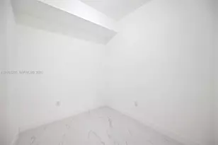 700 NE 24th St, Miami, FL 33137 - Photo 22