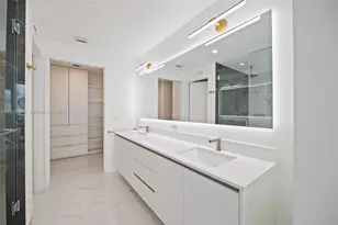 700 NE 24th St, Miami, FL 33137 - Photo 18