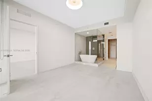 700 NE 24th St, Miami, FL 33137 - Photo 14