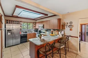 6385 SW 25th St, Miami, FL 33155 - Photo 8