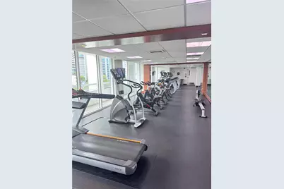 31 SE 5th St #2710, Miami, FL 33131 - Photo 16