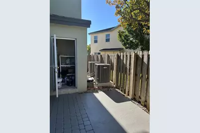 2853 SE 1st Dr #1, Homestead, FL 33033 - Photo 26