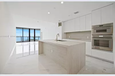 700 NE 24th St #2105, Miami, FL 33137 - Photo 14