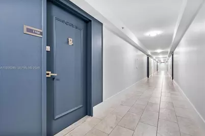 6039 Collins Ave #1104, Miami Beach, FL 33140 - Photo 22