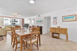 6039 Collins Ave, Miami Beach, FL 33140 - Photo 8