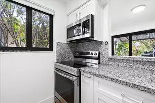 3522 SW 25th St, Miami, FL 33133 - Photo 20