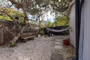 3522 SW 25th St, Miami, FL 33133 - Photo 38