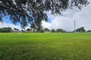 9600 NW 15th Ct, Pembroke Pines, FL 33024 - Photo 30