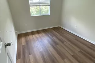 2865 SE 15th Rd, Homestead, FL 33035 - Photo 4