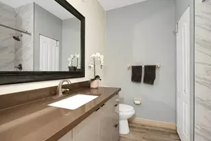 13564 NW 7th St, Pembroke Pines, FL 33028 - Photo 16