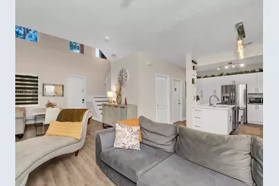13564 NW 7th St, Pembroke Pines, FL 33028 - Photo 6