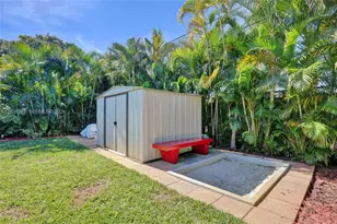 1713 NW 8th Ave, Fort Lauderdale, FL 33311 - Photo 22