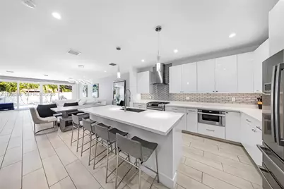 817 NE 17th Way, Fort Lauderdale, FL 33304 - Photo 8