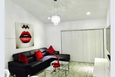 7220 NW 179th St #309, Hialeah, FL 33015 - Photo 2