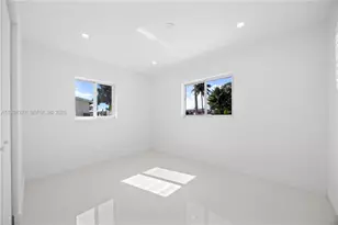 22503 SW 113th Pl, Miami, FL 33170 - Photo 10